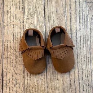 Old Navy Brown Fringe Baby Moccasins - Kids Shoes 3-6 months